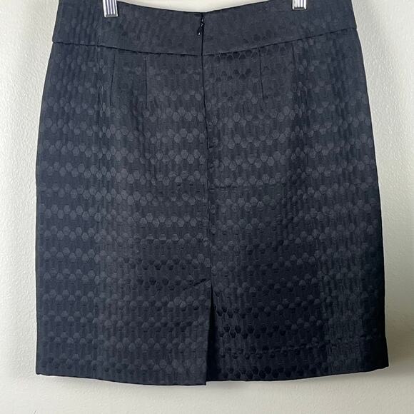 Ann Taylor Loft Black Textured Skirt Size 4 - Picture 4 of 10